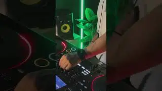 #dj #afrotech #electronicmusic #djset2025 #housemusic #melodichouse #dremt #afrohouse