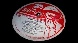 Boogsie Jahmalla // Reggae Music + Version