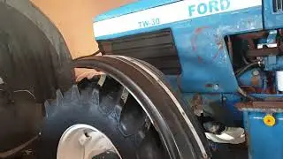 ford tw30 sound