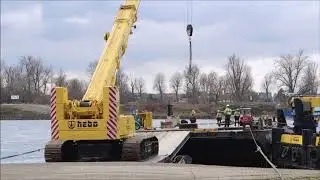 Liebherr LTR 1100 runter vom Schiff  - Ende Tag 1