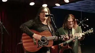 Sarah Mac at Songwriters Night