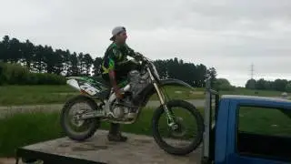Kx450f burnout ute
