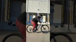 330lb Dude vs Mountain Bike 🤯