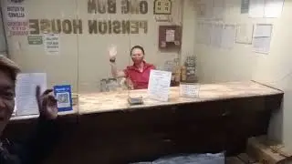 CHECK IN MUNA SI AKO DITO SA ( UNG BON PENSION HOUSE ) BACOLOD CITY....🥰 I LOVE IT 😍 MURA PA...