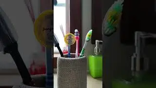Зубная щётка под микроскопом #microscopevideo