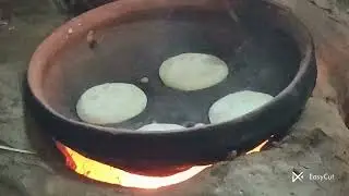 #vairalvideo #howtomakecakecreamathome আজ খোলা মুচি পিঠে বানালাম ভালো লাগলে একটা লাইক দেবেন 