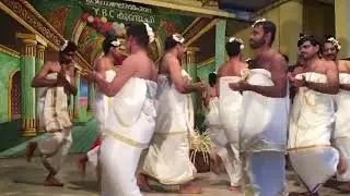 ഇതാണ് തിരുവാതിര പെണ്ണുങ്ങൾ പോലും നമിച്ച് പോകും