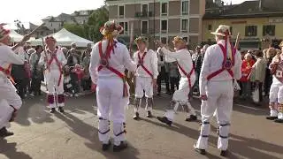 retour des alpages d'Annecy #folklore #anglais ( danse Morris Men )