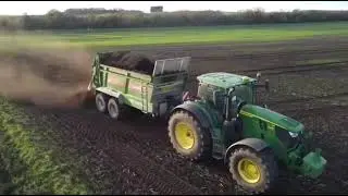 John Deere 6R 215 mit Bergmann Miststreuer #farming #landwirtschaft #johndeere #miststreuer 