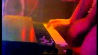 The Undertones - The Love Parade (Live TV 1983)