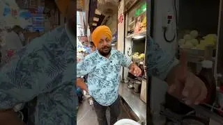 Delhi sabse Purni juice ki dukan 🔥 #delhistreetfood #streetfooddelhi #food #olddelhifamous #shorts