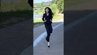 Elegant Black Pantsuit ✨ | Sophisticated Formal Wear for Confident Women 💼
