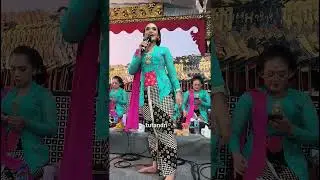 Elisha Orcarus, Gareng Widi   #kigadingpawukir #elishaorcarus