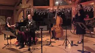 Alex Roitman Tango Ensemble performing Felicia