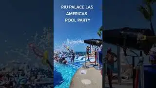 Are you FUN? RIU Pool Party in Cancun!
