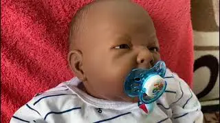 Boneco Gabriel 😍 comprei no bazar 😍