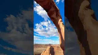 Standing Under a 100,000 Year Old Sandstone Arch in Utah 🤯