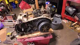 linhai 300 cc atv sxs scooter   engine tear down prt 2