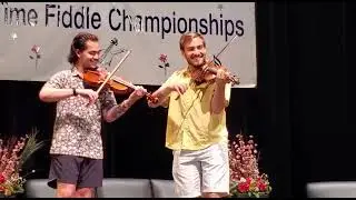 Twin Fiddle - Daria and Fisher's Hornpipe