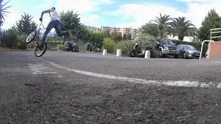 BmX - nose manual to peg wheelie to footjam whip to tailtap 180 footjam fakie