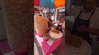 Clean Pani Puri in Mumbai India - Indian Street Food