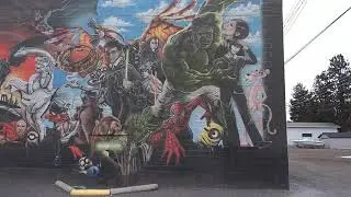 Michael Bosnar's mural on Lee Theater...