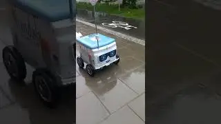 Food delivery Robot #Warsaw #Poland