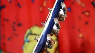 Epiphone Nighthawk Custom Reissue Transparent Blue Quilt Demo