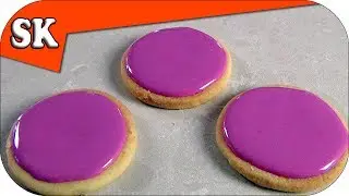 FLOODING COOKIES - How To Ice or Flood Fill with Royal Icing