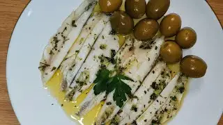 BOQUERONES EN VINAGRE, CON TRUCOS PARA QUE QUEDEN BLANCOS Y DURILLOS