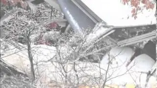 Boulder derails Alps train: footage from the scene