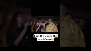 Я засунул косяк в ухо зомби 😂