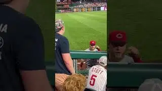 Jake Fraley tells a Phillies fan to Shut the **** up