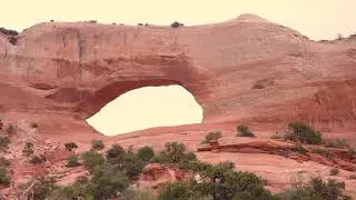 Wilson Arch, Roadside Geologic feature