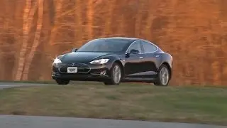 Talking Cars with Consumer Reports #34: Tesla Patents and Ford Fuel Economy Numbers