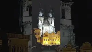 Golden Memories of Prague: A Nostalgic Sightseeing Journey Through Fall #sightseeing