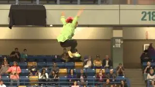 WEIO 2014 Womens Blanket Toss
