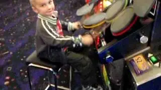 Joey Jordison , Lars Ulrich, Tommy Lee and now ........ Findlay Shannon!