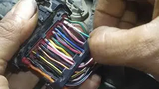 cara melepas kabel dari soket ECU/ECM N-MAX dan AEROX