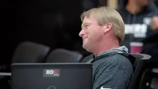'Hard Knocks': Jon Gruden shows Raiders film of his favorite RBs