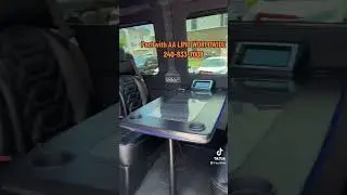 Party sprinter van ￼