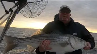 Episode 71 : Late season Metal Lips For Striped Bass In Raritan Bay