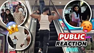 BODYBUILDER IN MALL | Public Reaction 😳😍 | इसे कहते है 🔥 | GIRLS 😍  #publicreaction