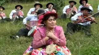 MARTINA DE LOS ANDES - CONVENCIDA ME ENCUENTRO (SANTIAGO 2010)