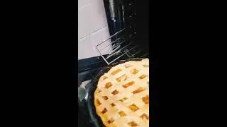 #mouthwatering #apple  #pie #cook #cooking #cutting #snacks  #yummy #delicious  #sweet  #foryou