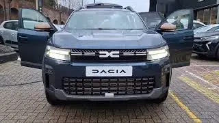 BRAND NEW DACIA BIGSTER EXTREME 1.8 PETROL HYBRID AUTOMATIC IN INDIGO BLUE @ DACIA CROYDON