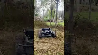 #mower #smartmowers Tank#rcmower#remotecontrol #lawnmower #mowerWhatsApps/WeChat/tell +8618266760986