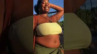 🪇🪇🪇🪇🪇 #caribbeangirl #caribbeanlife #caribbeanisland #sunkissed #melanin #curvywoman #vibrant