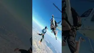 10,000 ft Freefall &mdash; Skydiving Madness #skyfun #skydiving #viral #viralshorts #fun #adrenaline