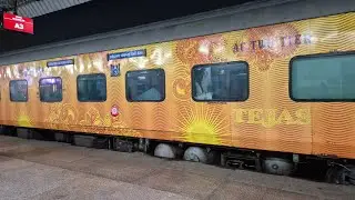 Patna Railway Station Announcement & Rajendra Nagar Tejas Rajdhani Express Arrived & Departing 